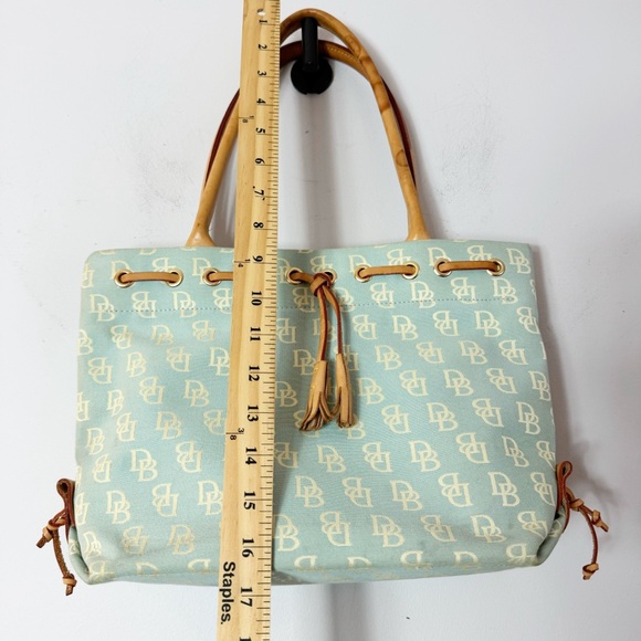 Dooney & Bourke Vintage Blue Cream Signature Fabric Shoulder Bag Canvas Leather - Picture 14 of 16